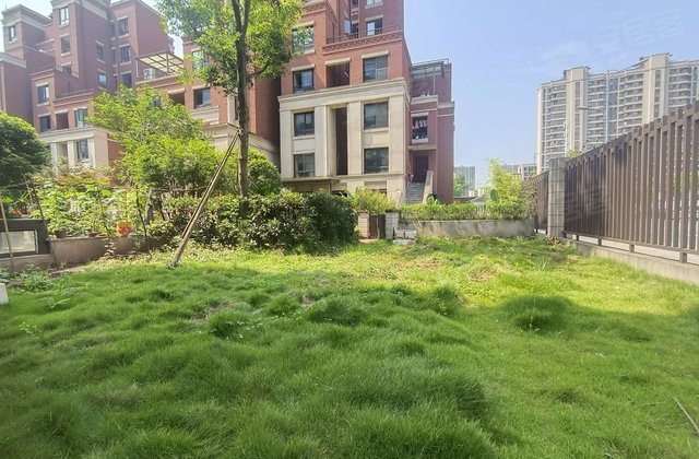 年配套成熟车位充足鹿角协信星麓原麓园220万4室2厅139㎡茶园叠拼别墅