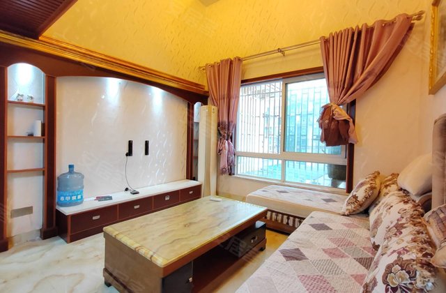 中亿拉菲小镇4室2厅90㎡32.8万二手房图片