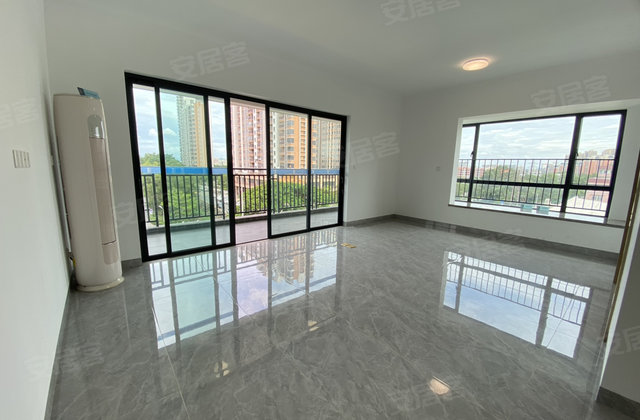 轩汇豪庭4室2厅120㎡49万二手房图片