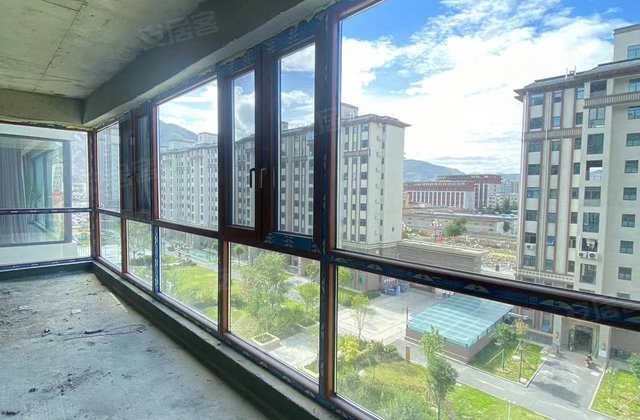 吉荣家园3室2厅126㎡83.5万二手房图片