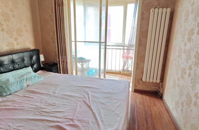 鸿博家园(一期A区)3室1厅95.41㎡280万二手房图片