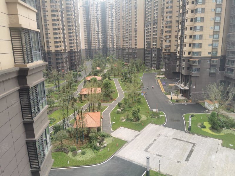 领秀江南国际社区