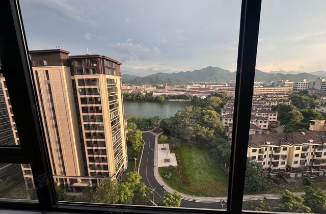 观湖雅居3室1厅89㎡85万二手房图片