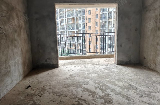 滨江国际城4室2厅132.6㎡76万二手房图片