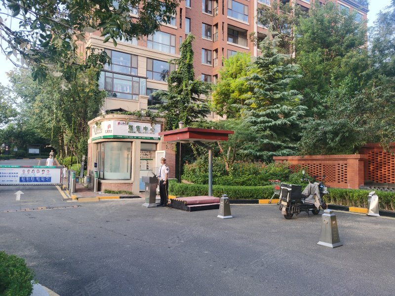 青特赫山(别墅)