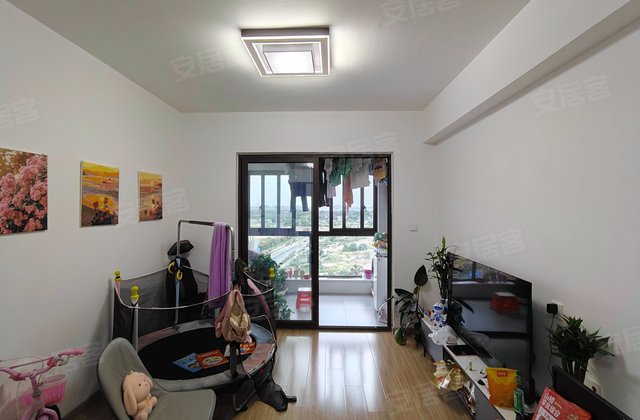 天润悦府3室1厅97.76㎡78万二手房图片