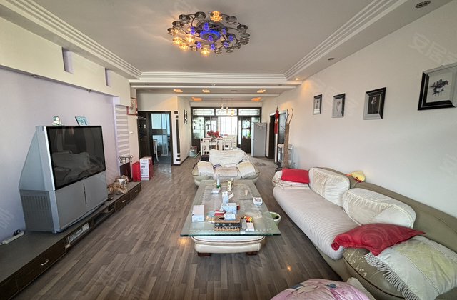 乐居小区3室2厅138㎡38万二手房图片