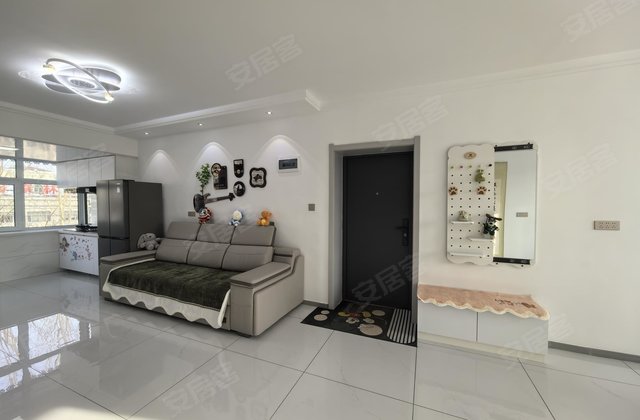 黎明小区3室1厅77㎡20万二手房图片