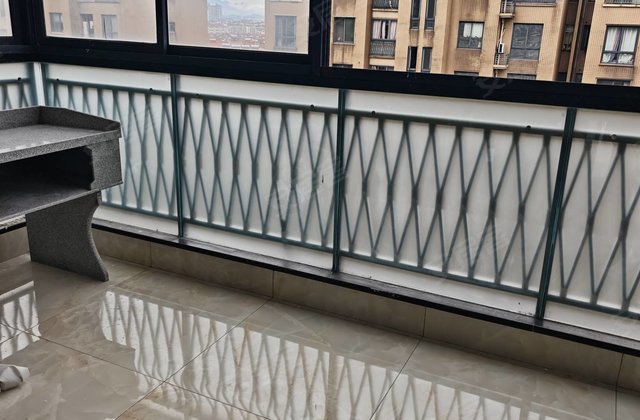 华达阳光新城3室2厅139㎡178万二手房图片