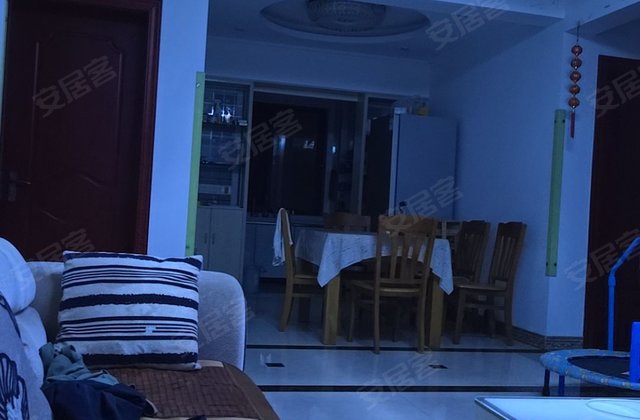 龙腾首府3室1厅120㎡53万二手房图片