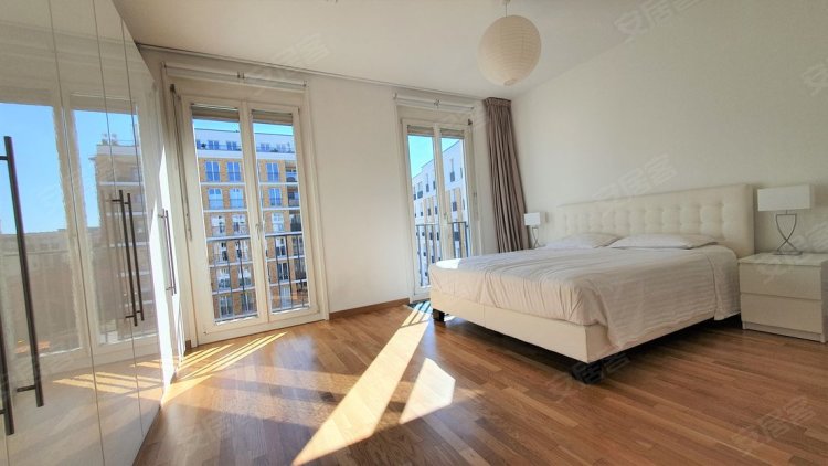 德国柏林约¥1137万upscale 4 bedroom apartment with large sun terrace二手房公寓图片