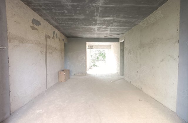 互湘东江湾3室2厅133㎡56.8万二手房图片