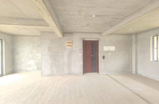 万瑞天悦南湖4室2厅138㎡78万二手房图片