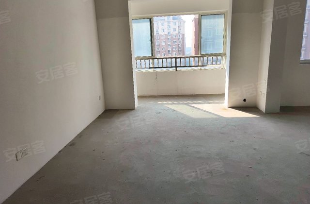 江帆花苑(北区)3室2厅125.05㎡88万二手房图片