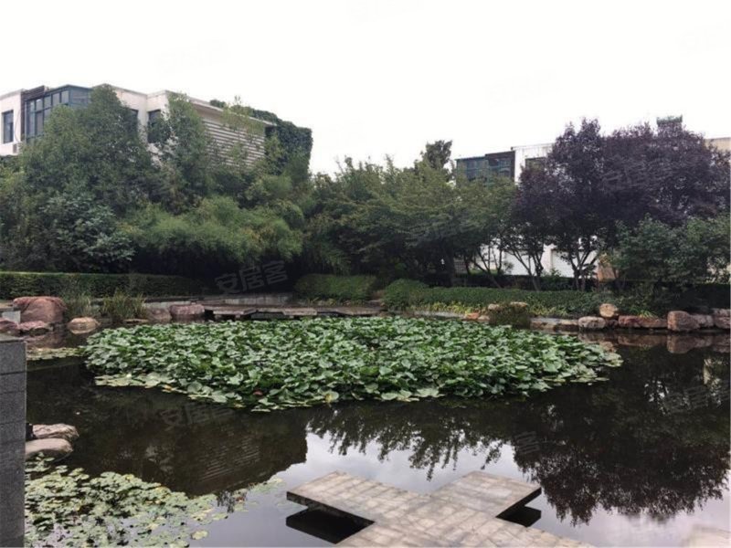 康城逸树(公寓住宅)