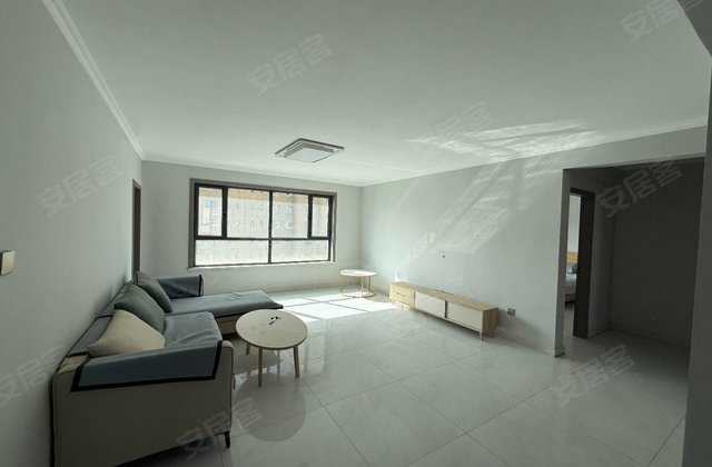 北湖嘉苑(二期)3室2厅137.2㎡52.8万二手房图片