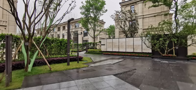 龙湖西宸原著(别墅)