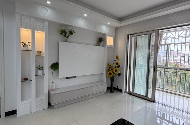 顺丰国际花苑4室2厅128㎡45.8万二手房图片