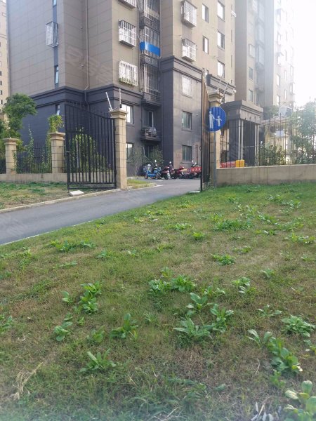 福莱馨苑练祁佳城 