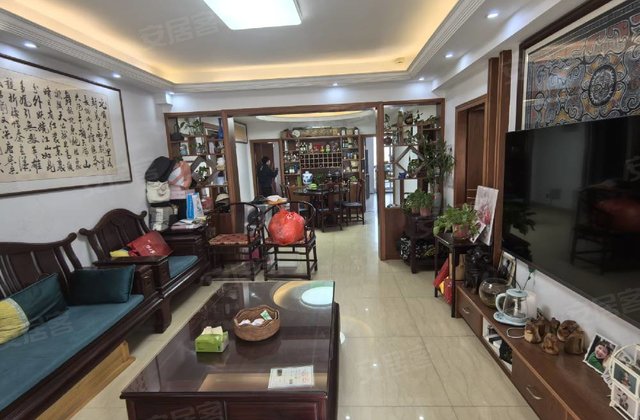 沃德中心3室2厅143.48㎡80万二手房图片