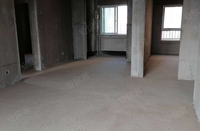 千渭尚品3室2厅135㎡55.8万二手房图片