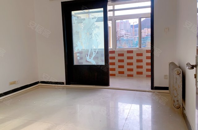 中居宅路南小区3室1厅72㎡38万二手房图片