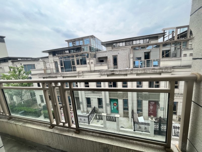 柯桥排屋 185万边套大花园 送车位 内部员工房直售 保真,新城棠樾