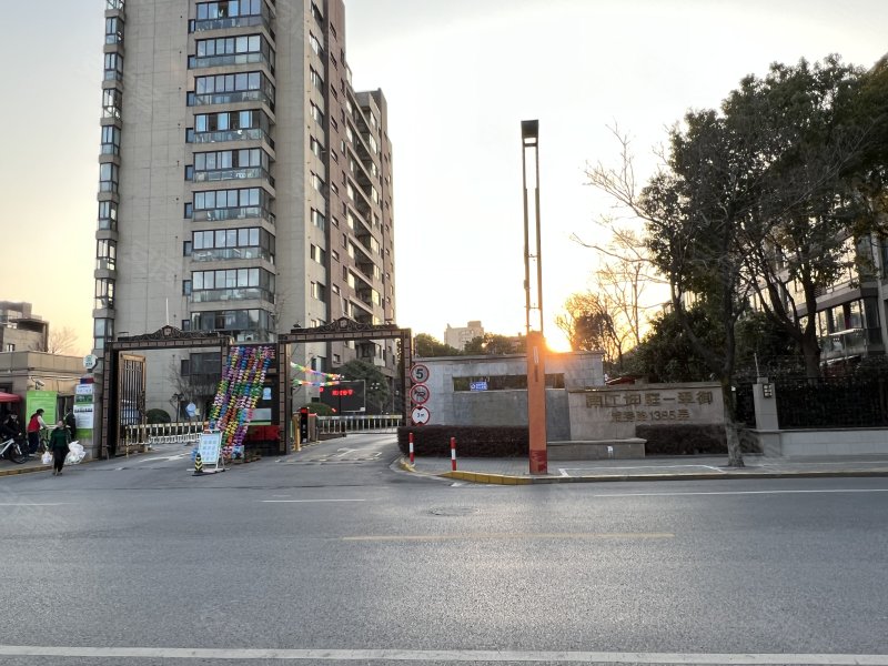 浦江坤庭翠御(别墅)