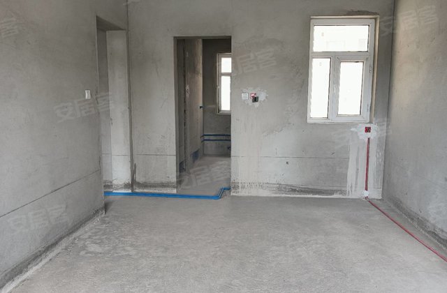 润嘉国际3室2厅131㎡78万二手房图片