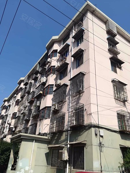 淞滨支路80弄小区 