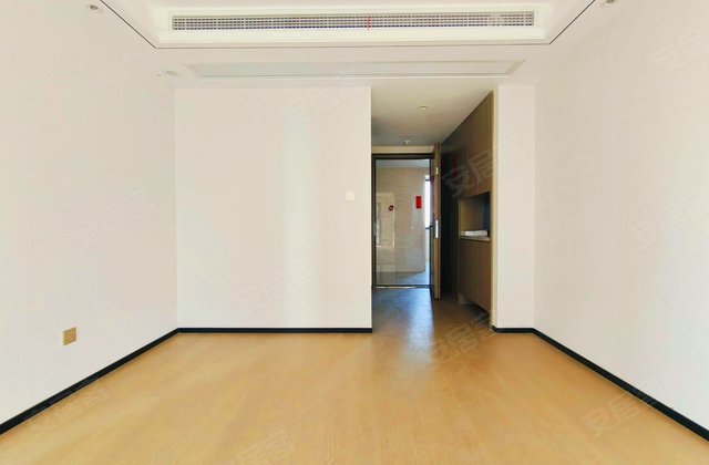 玖珑悦3室2厅104.42㎡182万二手房图片