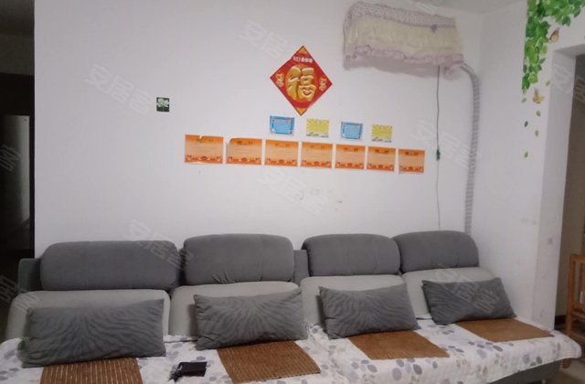 龙旺伯乐佳园3室2厅106㎡50万二手房图片