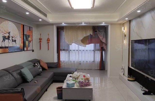 东泰中央公馆3室2厅120㎡60万二手房图片