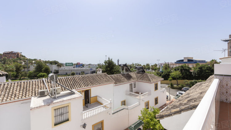 西班牙安达卢西亚自治区马尔韦利亚约¥272万马贝拉城的梯田式房屋二手房其他图片