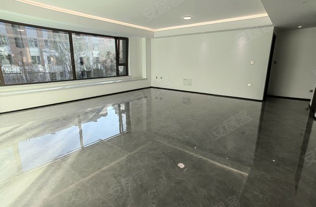 众成凯悦华著4室2厅175㎡155万二手房图片