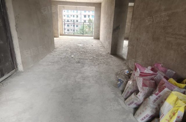 祥和佳苑4室2厅138㎡29.8万二手房图片