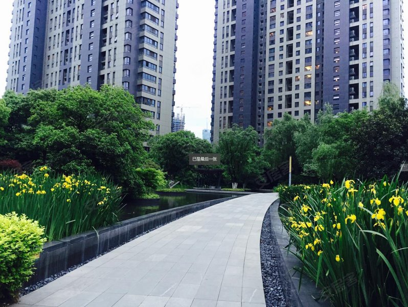 仁恒江湾城兰苑,乐山路199号-南京仁恒江湾城兰苑二手房,租房,房价