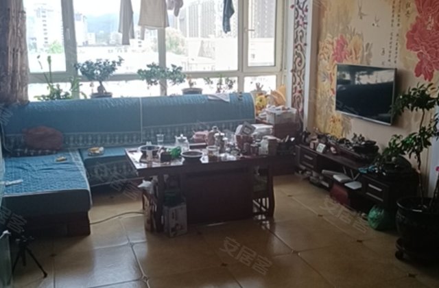 长白山花园(北安大街)3室1厅122.7㎡62.5万二手房图片