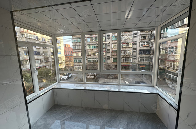 泽麟社区2室1厅75㎡31万二手房图片