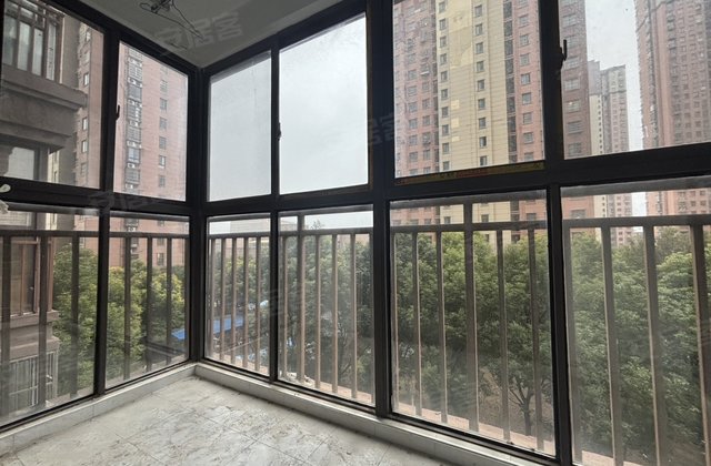 泷湖湾3室2厅91.7㎡35万二手房图片