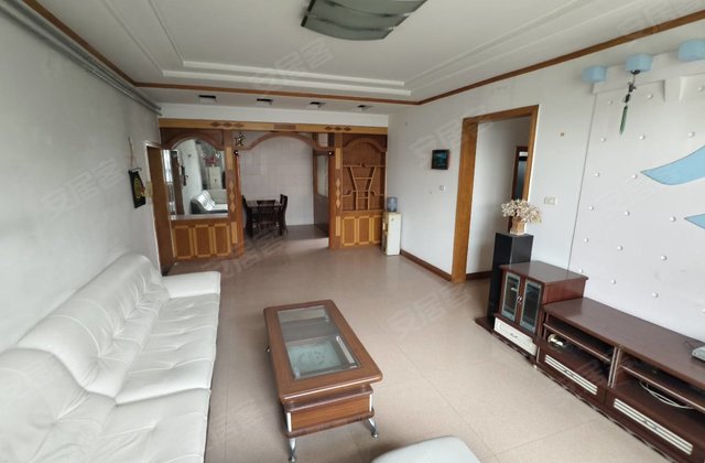 红盾小区3室2厅126.24㎡38万二手房图片