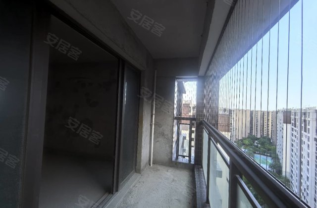 联泰香域滨江3室2厅124.03㎡104万二手房图片