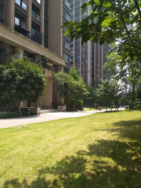 保利江上明珠锦园