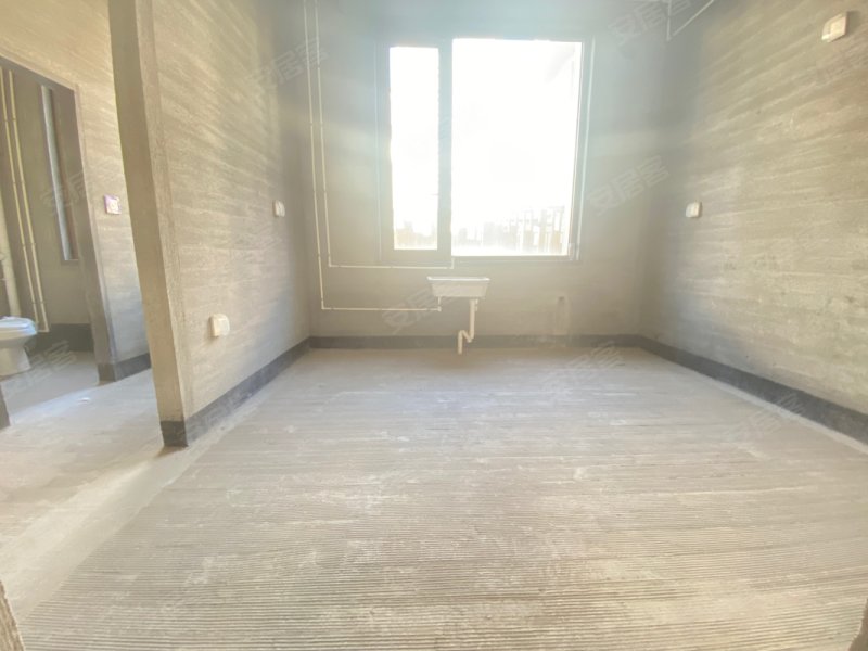 元垄城玖园别墅!使用面积大!随时看房!