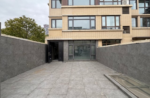 台湾小镇5室2厅174㎡398万二手房图片