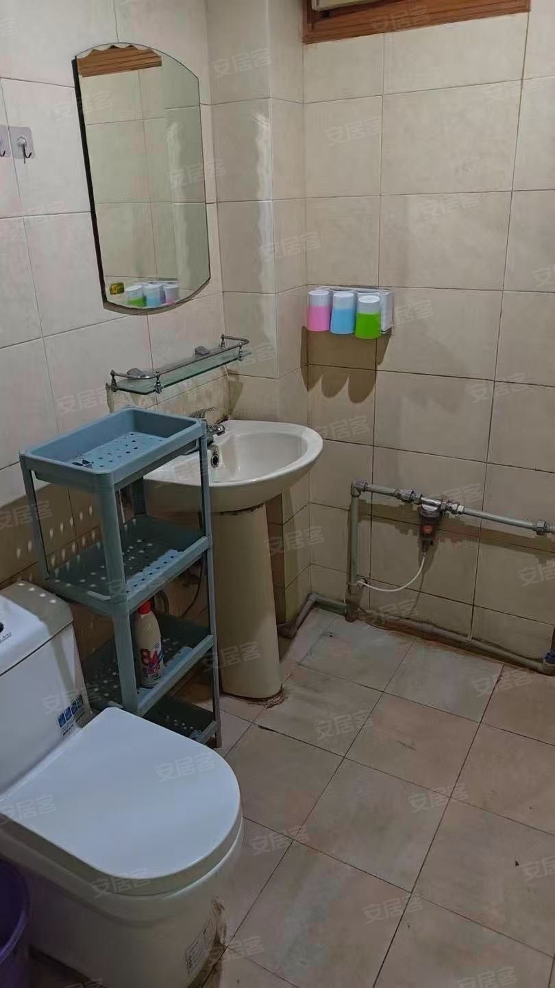 钢花南苑2室1厅1卫72.85㎡南40万