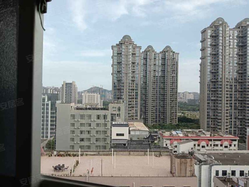 鑫龙大厦3室2厅2卫