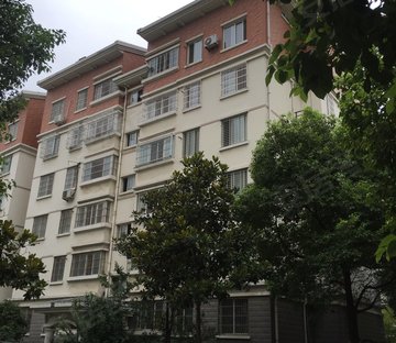 信泰 公园旁 空气好 钥匙在手 人小 ,信泰国际花园房