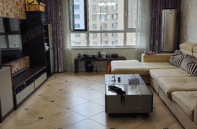 皇家壹里(B区)3室2厅138.82㎡148万二手房图片