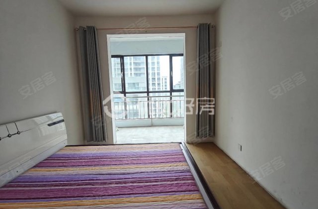 名人嘉苑3室1厅128㎡78万二手房图片